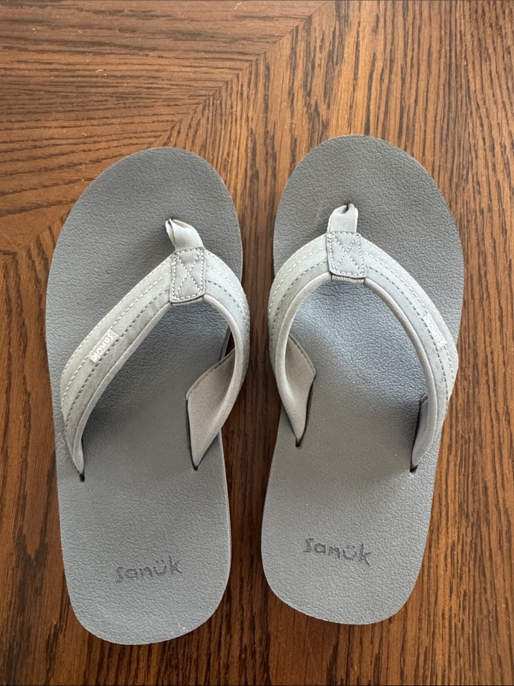 Sanuk Flip Flops